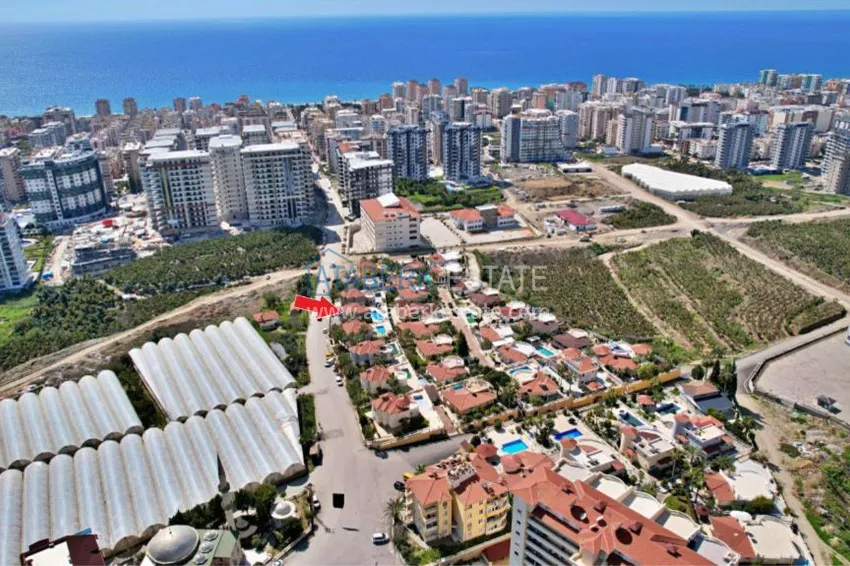 Two-storey detached villa in a cottage complex — Alanya, Mahmutlar district 4 