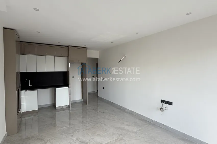 Purchase  Modern two-bedroom apartment with mountain views in a hotel-level residential complex, Mahmutlar - Alanya 3 