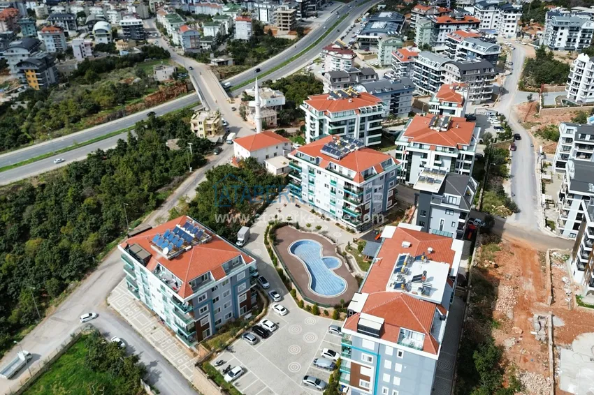 Furnished apartment in a comfort segment residence — Alanya, Oba district 3 