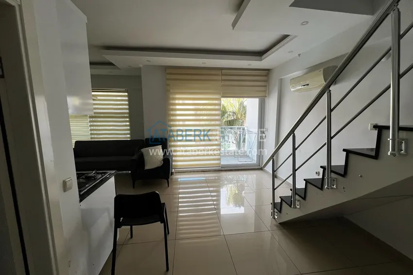 Purchase  Furnished duplex penthouse in the center of Alanya — Cleopatra beach area  4 