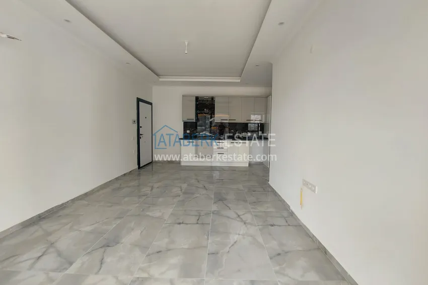 Purchase Cozy 1+1 apartment in the center of Mahmutlar, just 550 meters from the sea 4 