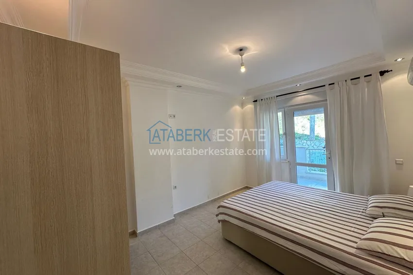 Purchase  Furnished 2+1 apartment with sea view, suitable for a residence permit - Alanya center, Cleopatra beach area 4 
