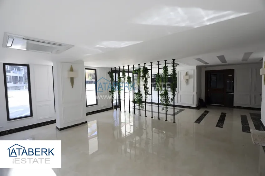 Apartment 1+1 in the center of Alanya with furniture - Cleopatra beach area 4 