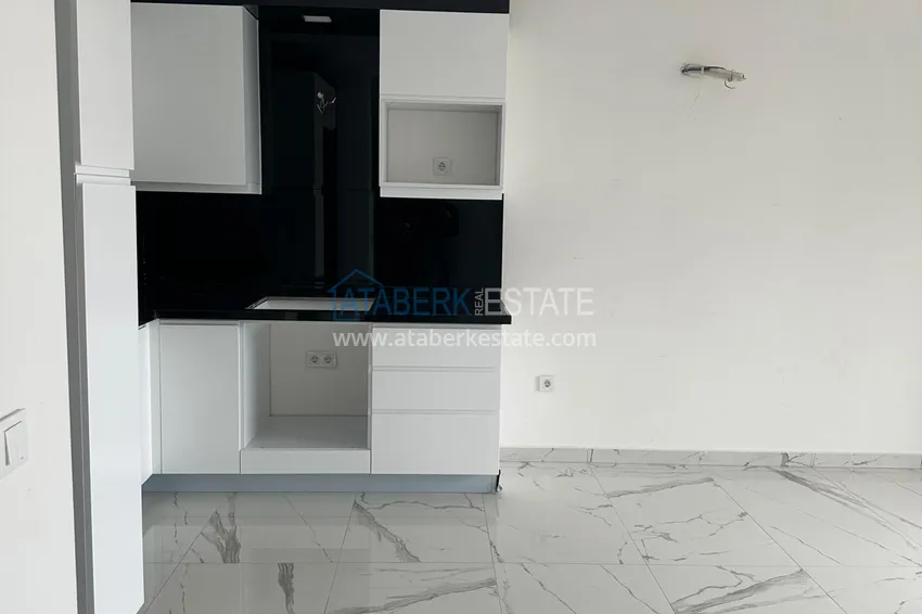 Purchase  1+1 apartment in a new building — Alanya, Mahmutlar. Installment plan up to 12 months  4 