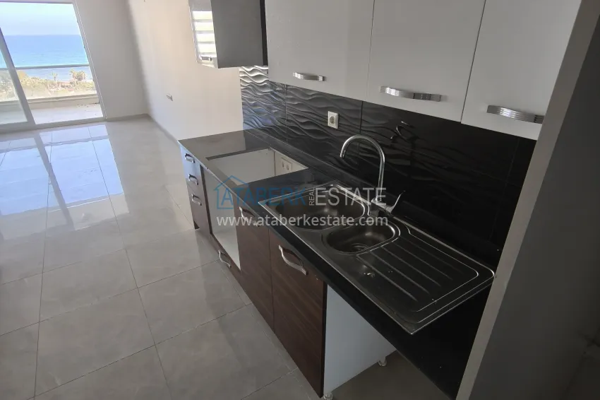 Purchase One bedroom apartment with sea view in Mersin, Erdemli district, Cesmeli microdistrict 5 