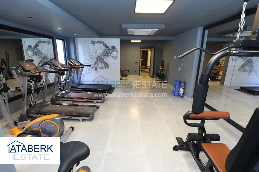 Apartment 1+1 in the center of Alanya with furniture - Cleopatra beach area 6 