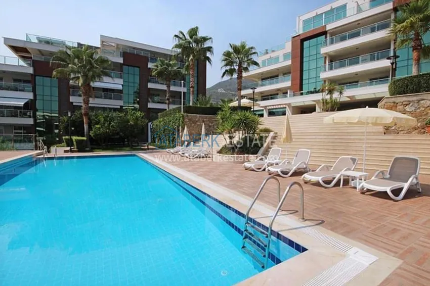One bedroom apartment with furniture, 80 m², suitable for a residence permit — Alanya, Cikcilli 6