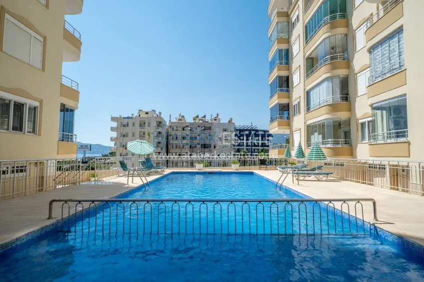 Three-room penthouse with sea and mountain views — Tosmur, first coastline 7