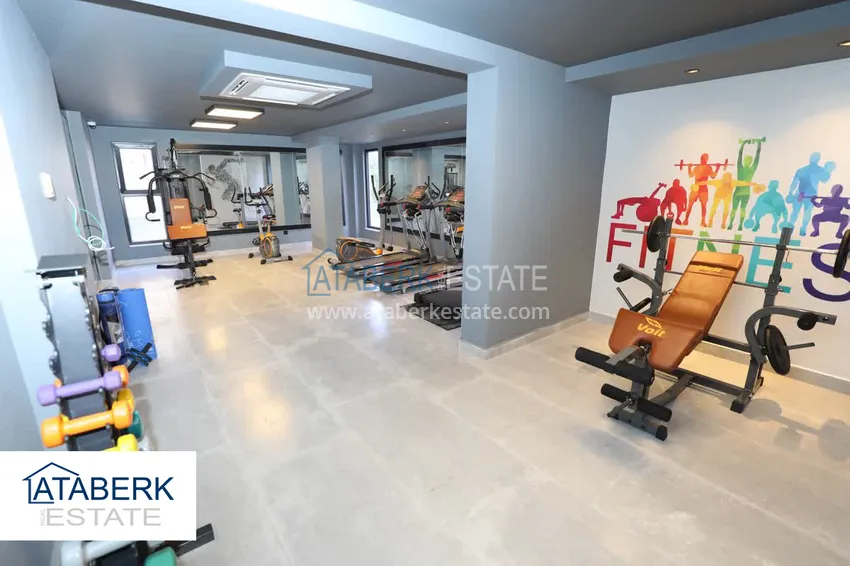 Apartment 1+1 in the center of Alanya with furniture - Cleopatra beach area 7 