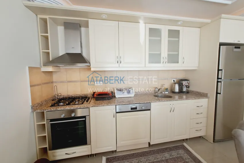 Purchase  Two-bedroom apartment with furniture and sea view — Alanya, Mahmutlar, Tuesday Market District 8 