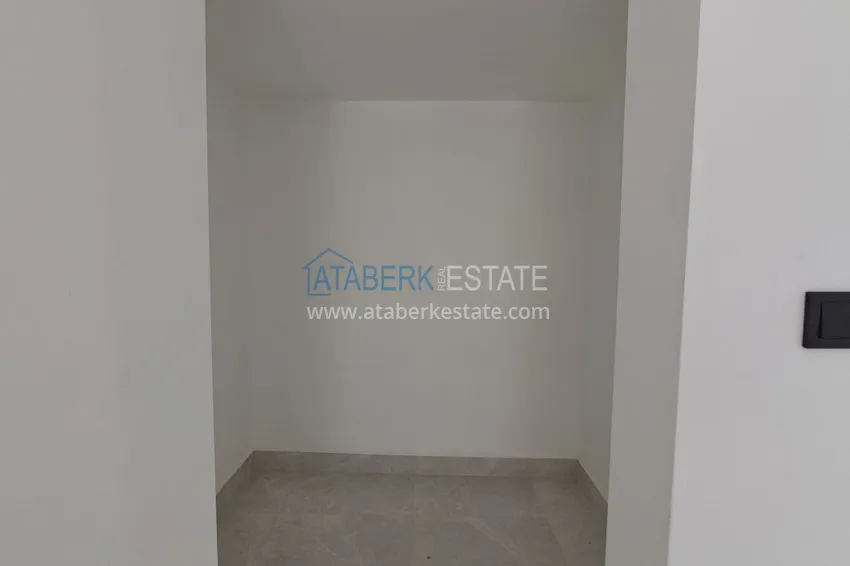 Purchase Commercial space in the heart of Alanya 5 