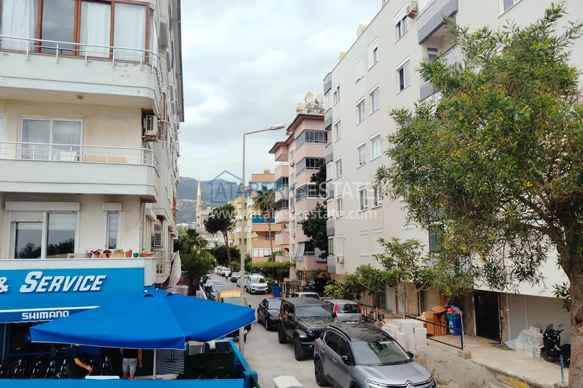 Apartment for rent on the beachfront in the center of Alanya No. 8 9 