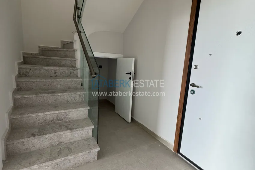 Purchase Duplex penthouse with views of Calais in the heart of Alanya 10 