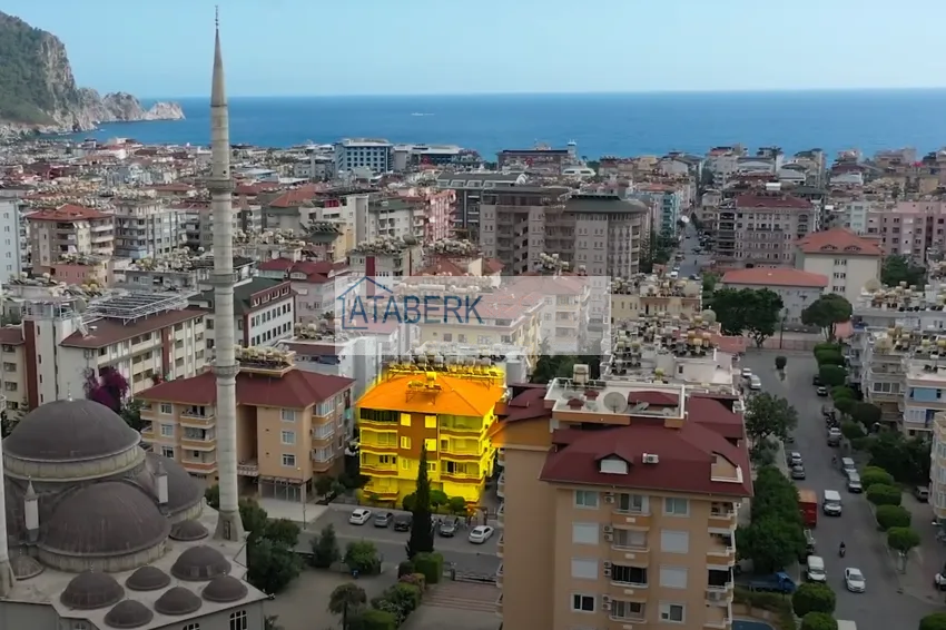 Apartment 2+1 with furniture, suitable for a residence permit — Alanya center, Cleopatra beach area 1 