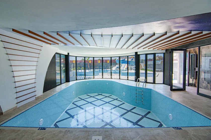 2+1 apartment in a luxury complex on the seafront - Mahmutlar district, Alanya 11 