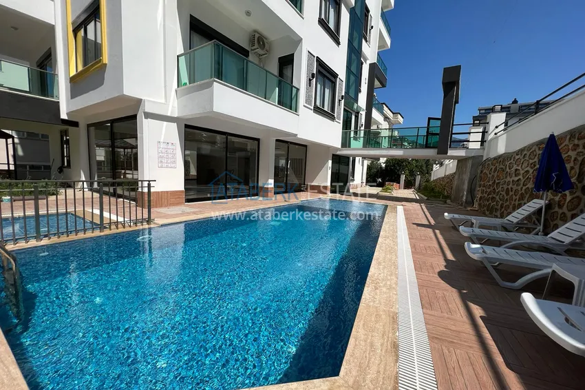 Apartment 1+1 from the owner with furniture in a cozy complex — Alanya, Tosmur district 13