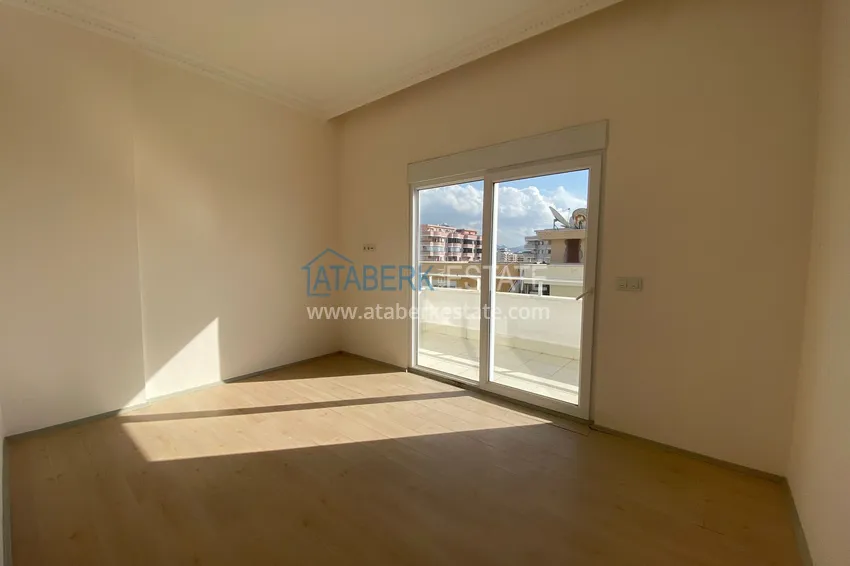 Purchase Penthouse duplex 3+2 on the main street of Mahmutlar - with sea view 11