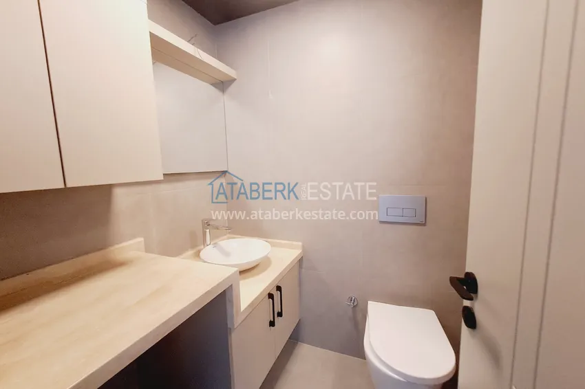 Purchase Long-term 1+1 apartment rental in the center of Alanya — just 250 meters from the beach 11 