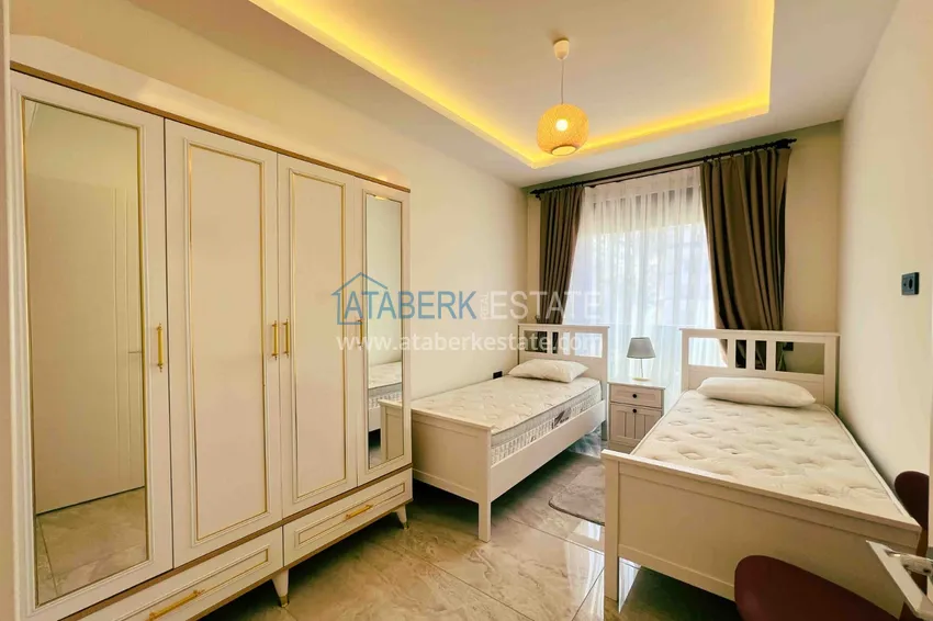 Purchase Short term rent apartment 2+1 in a cozy complex - the center of Alanya, next to Cleopatra beach 11 