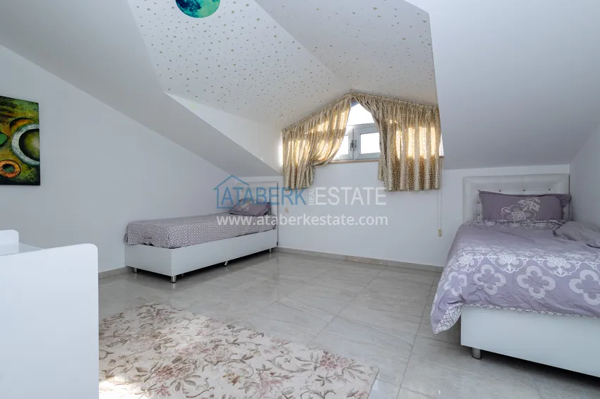 Purchase  Turnkey duplex penthouse with sea view, 150 meters from the beach — Kestel, Alanya 15 