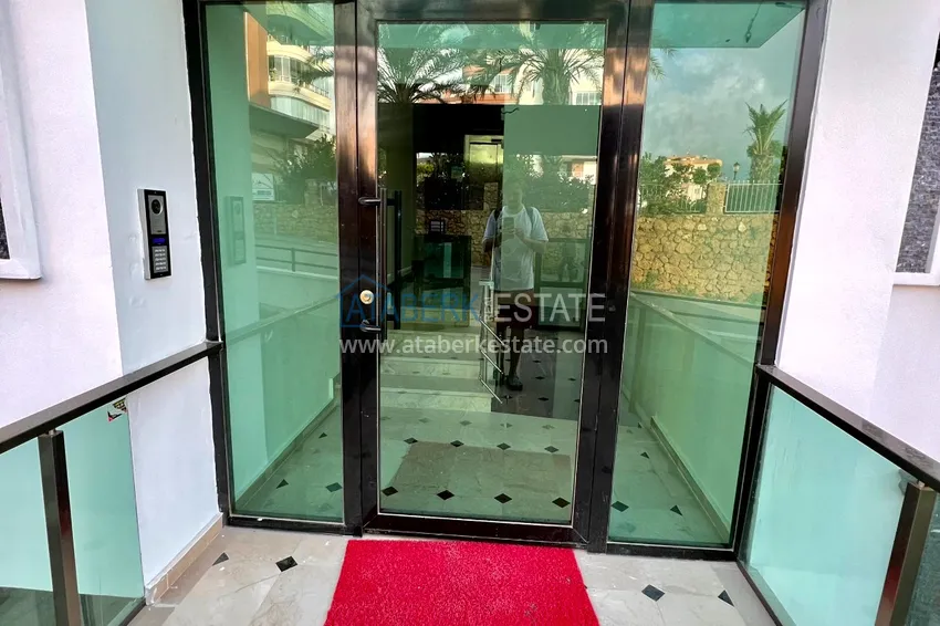 Apartment 1+1 from the owner with furniture in a cozy complex — Alanya, Tosmur district 17