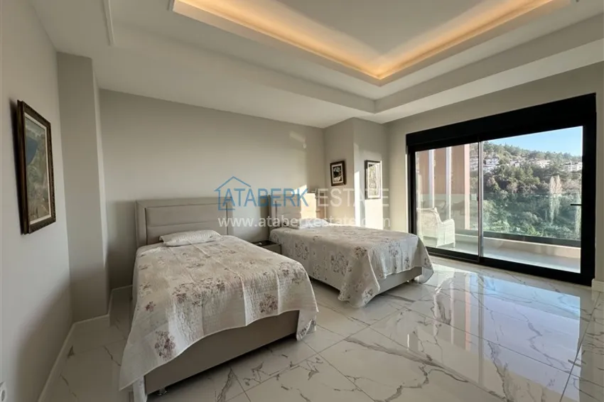 Purchase A rare gem in Alanya where luxury and elegance meet breathtaking views of the Mediterranean 10 