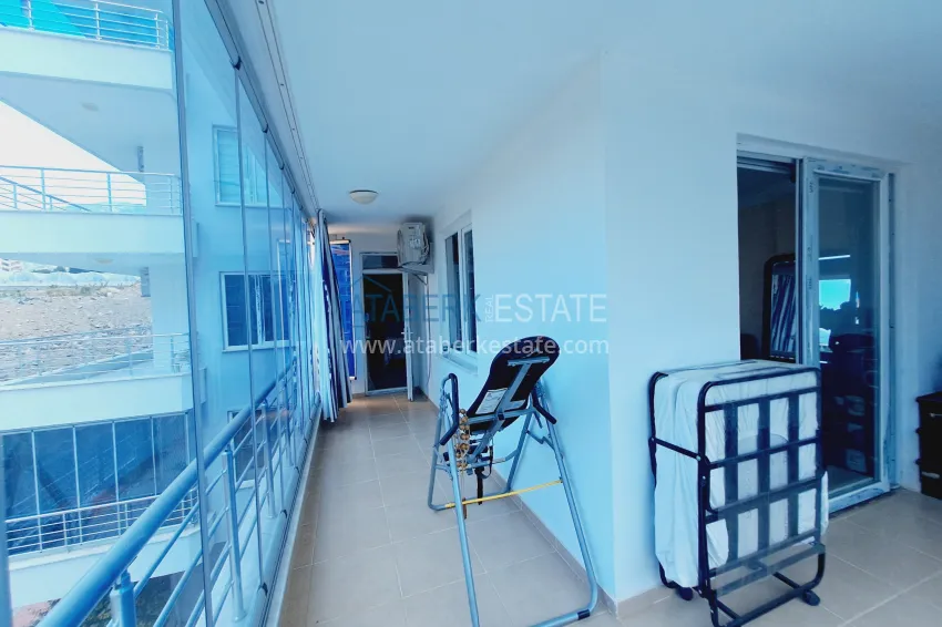 Purchase Apartment 2+1 from the owner — furniture, renovation, glazed balconies, Mahmutlar district 16 