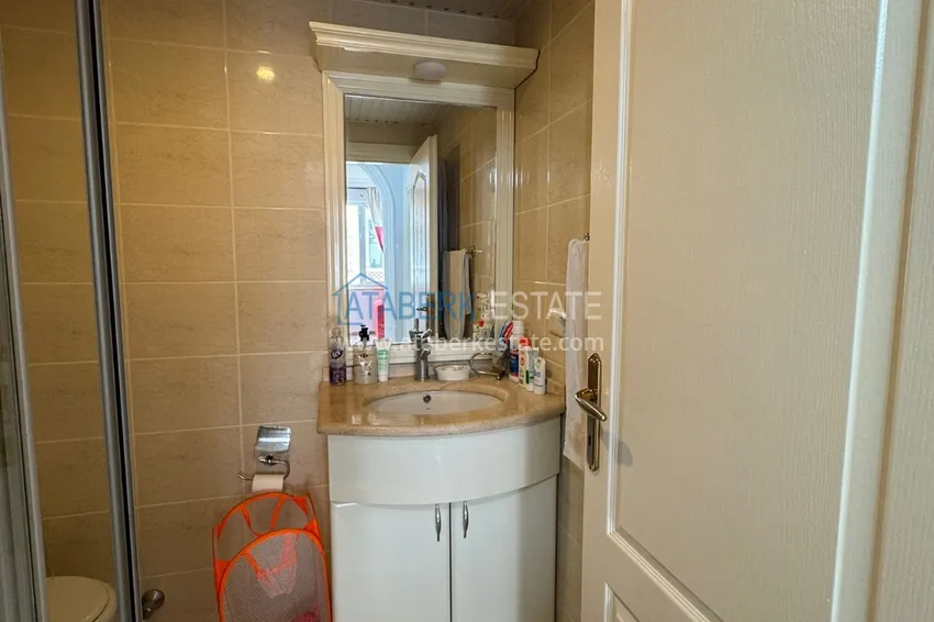 Purchase  Furnished 1+1 apartment suitable for a residence permit — Alanya, Oba district, 300 meters from the sea 18 