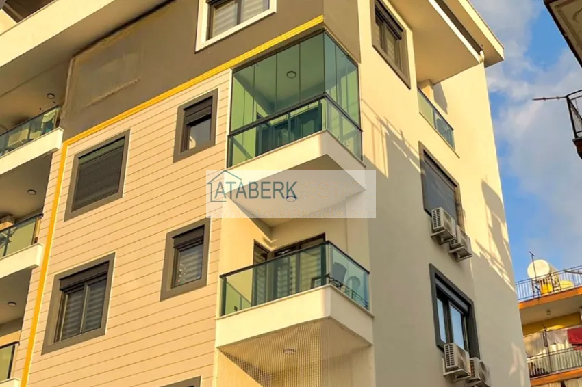Turnkey one-bedroom apartment in the center of Alanya — Cleopatra beach area 2 