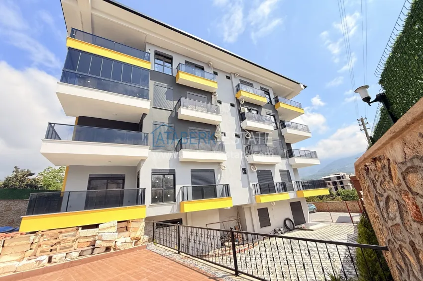 New 2+1 apartment in a low-rise complex — Alanya, Oba district 1 