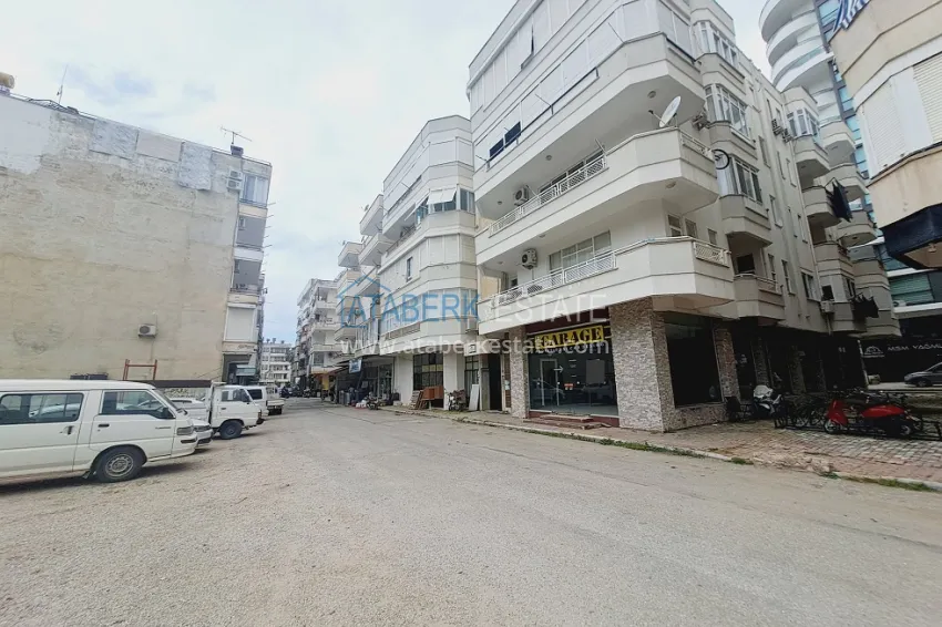 Commercial space in the center of Mahmutlar - an investment with potential 1