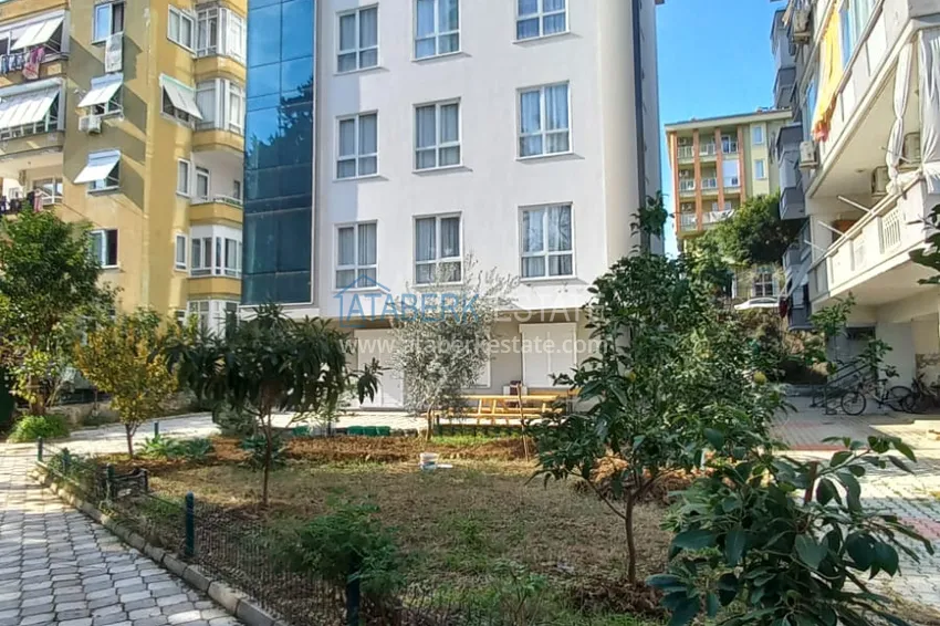 Three-room city apartment with furniture and a separate kitchen in the center of Alanya  3 