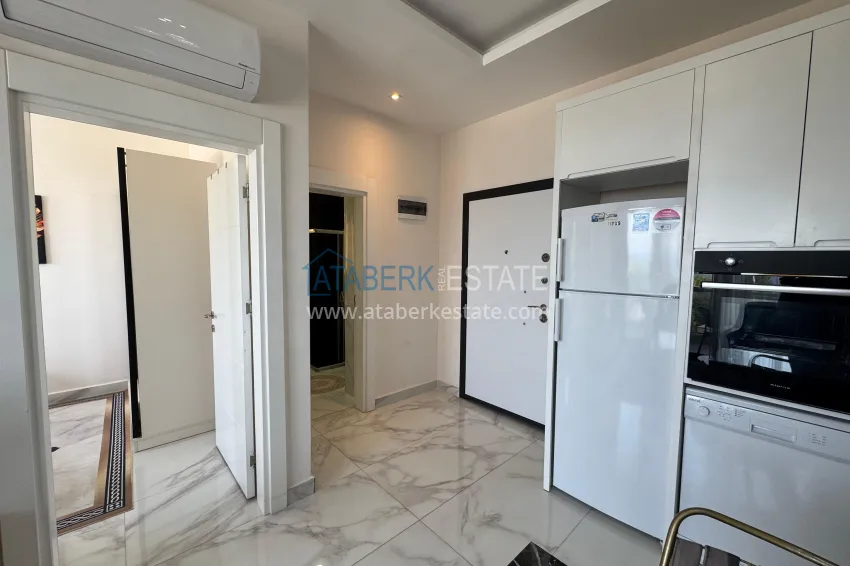 Purchase One bedroom apartment with furniture and sea view at a bargain price — Kargicak, Alanya 1 