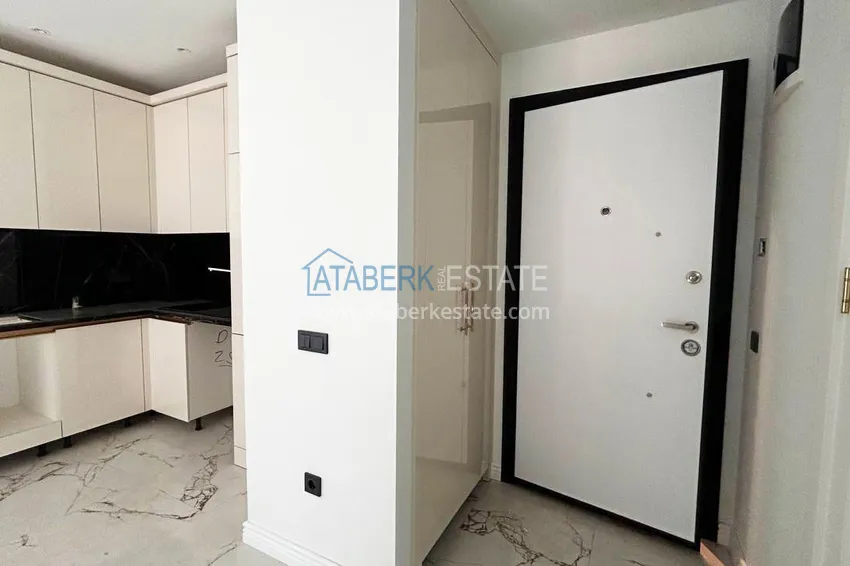 Purchase 1+1 apartment with a fine finish in Alanya - Oba district 1 