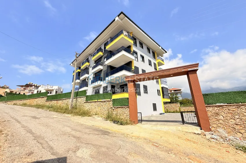 New 2+1 apartment in a low-rise complex — Alanya, Oba district 2 
