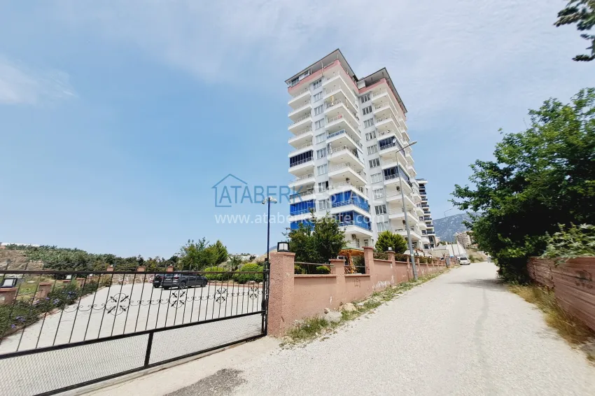 Apartment 2+1 from the owner — furniture, renovation, glazed balconies, Mahmutlar district 2 