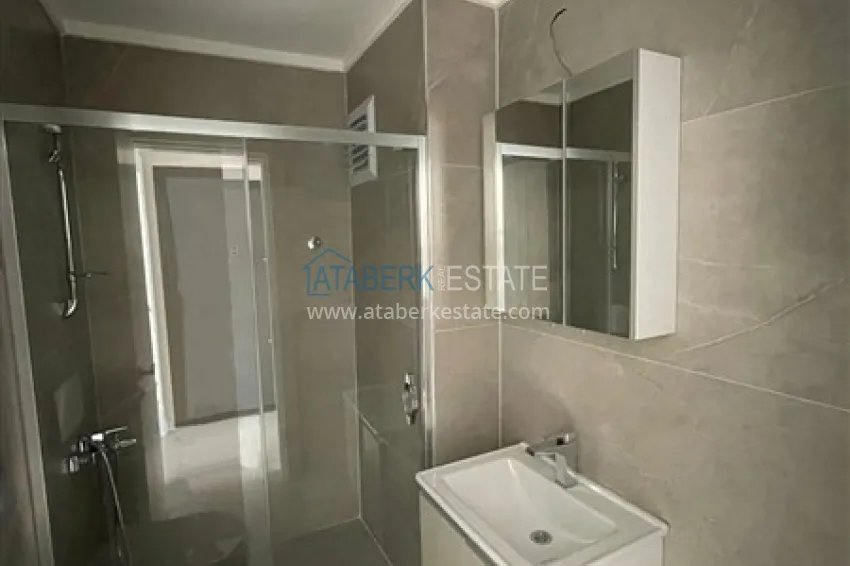 Purchase Modern 1+1 apartment in the center of Alanya, Cleopatra beach area 2 