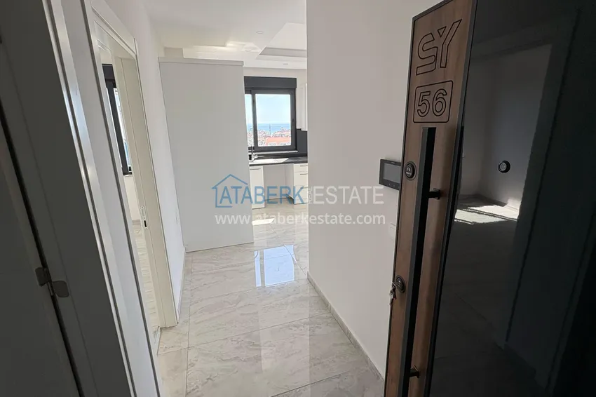 Purchase  1+1 apartment with sea and fortress views - Alanya center  2 