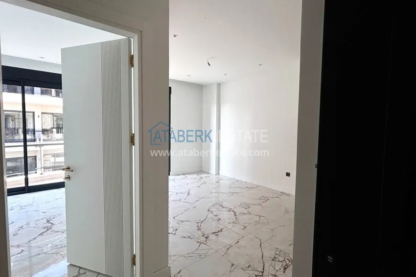 Purchase 1+1 apartment with a fine finish in Alanya - Oba district 2 
