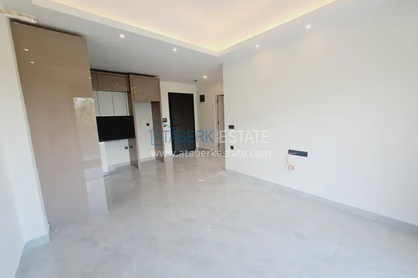 Purchase 1+1 apartment in Alanya, Mahmutlar district, with a fine finish 3 