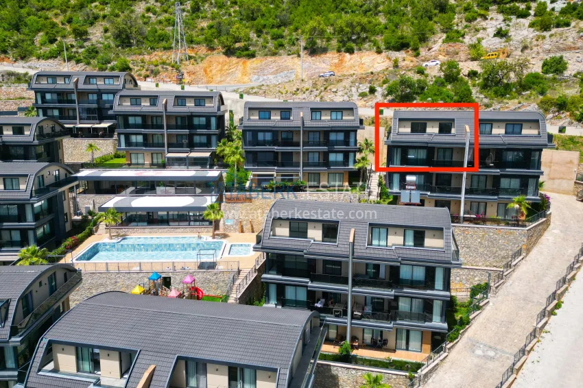 Luxurious penthouse duplex with panoramic views in a prestigious complex — Tepe, Alanya Center 3