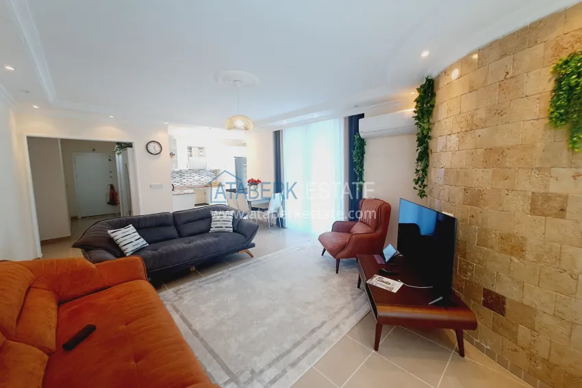 Purchase Apartment 2+1 from the owner — furniture, renovation, glazed balconies, Mahmutlar district 4 