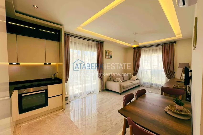 Purchase Short term rent apartment 2+1 in a cozy complex - the center of Alanya, next to Cleopatra beach 4 