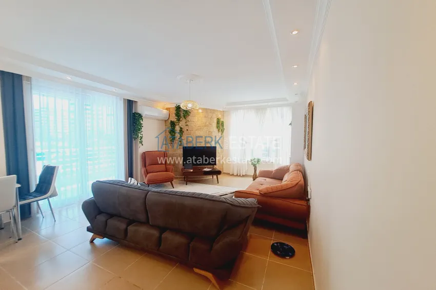 Purchase Apartment 2+1 from the owner — furniture, renovation, glazed balconies, Mahmutlar district 5 