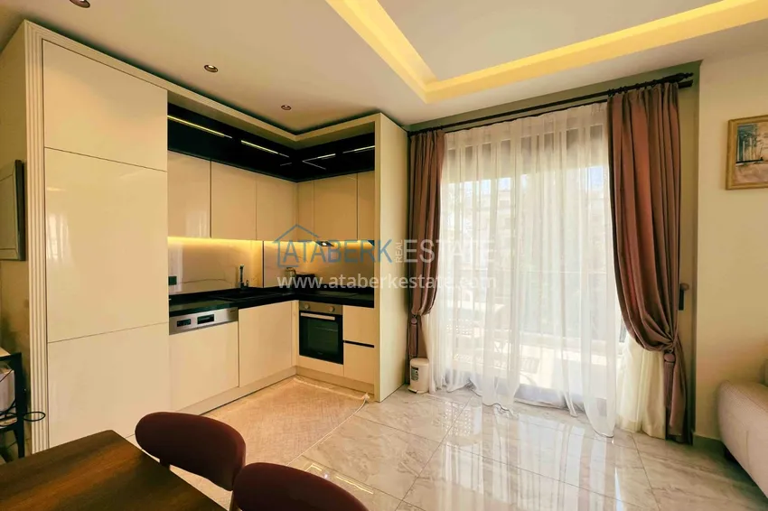 Purchase Short term rent apartment 2+1 in a cozy complex - the center of Alanya, next to Cleopatra beach 5 