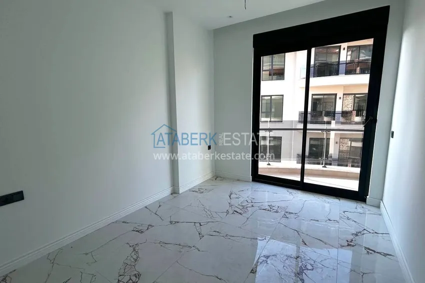 Purchase 1+1 apartment with a fine finish in Alanya - Oba district 5 