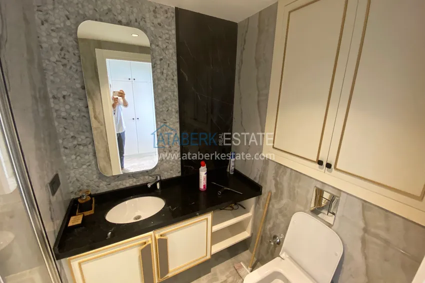 Purchase  Panoramic 2+1 duplex with furniture in the very center of Alanya — Suitable for short-term rent  6 