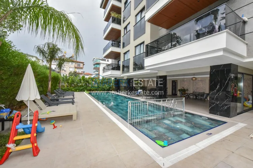 Short term rent apartment 2+1 in a cozy complex - the center of Alanya, next to Cleopatra beach 7 