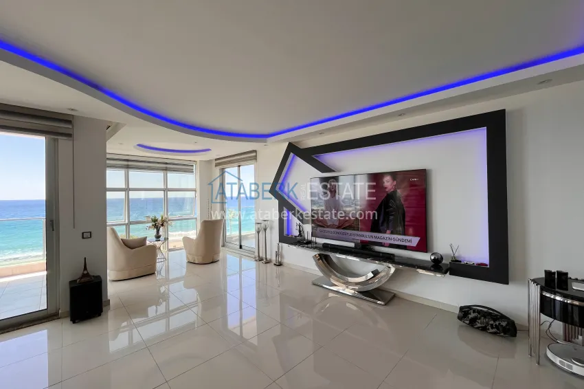 Purchase Apartment with direct sea view and citizenship opportunity - Alanya, Kestel 7 