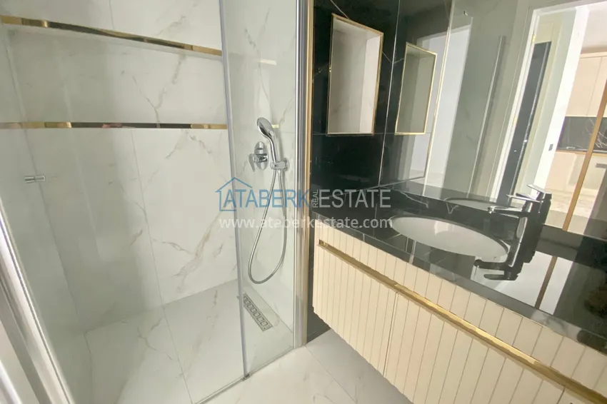 Purchase 1+1 apartment with a fine finish in Alanya - Oba district 7 